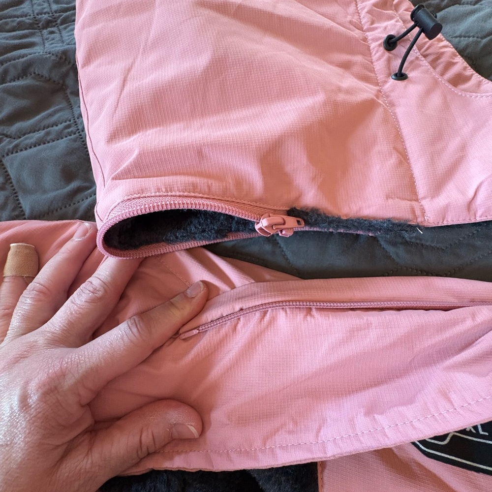 Woman’s winter coat - Picture 5 of 16